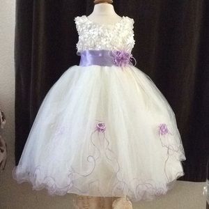 New Without Tag Girl Formal Dress